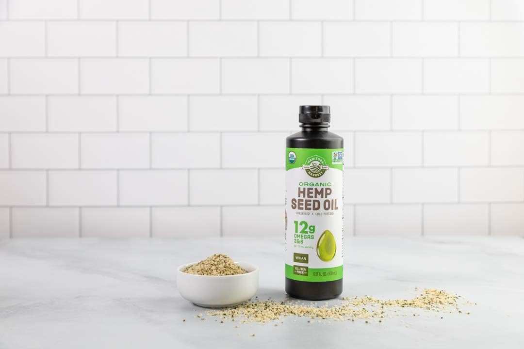 Manitoba Harvest Organic Hemp Oil, Cold Pressed, 12g of Omegas 3&6 Per Serving, Non-GMO, 8.45 Fl Oz